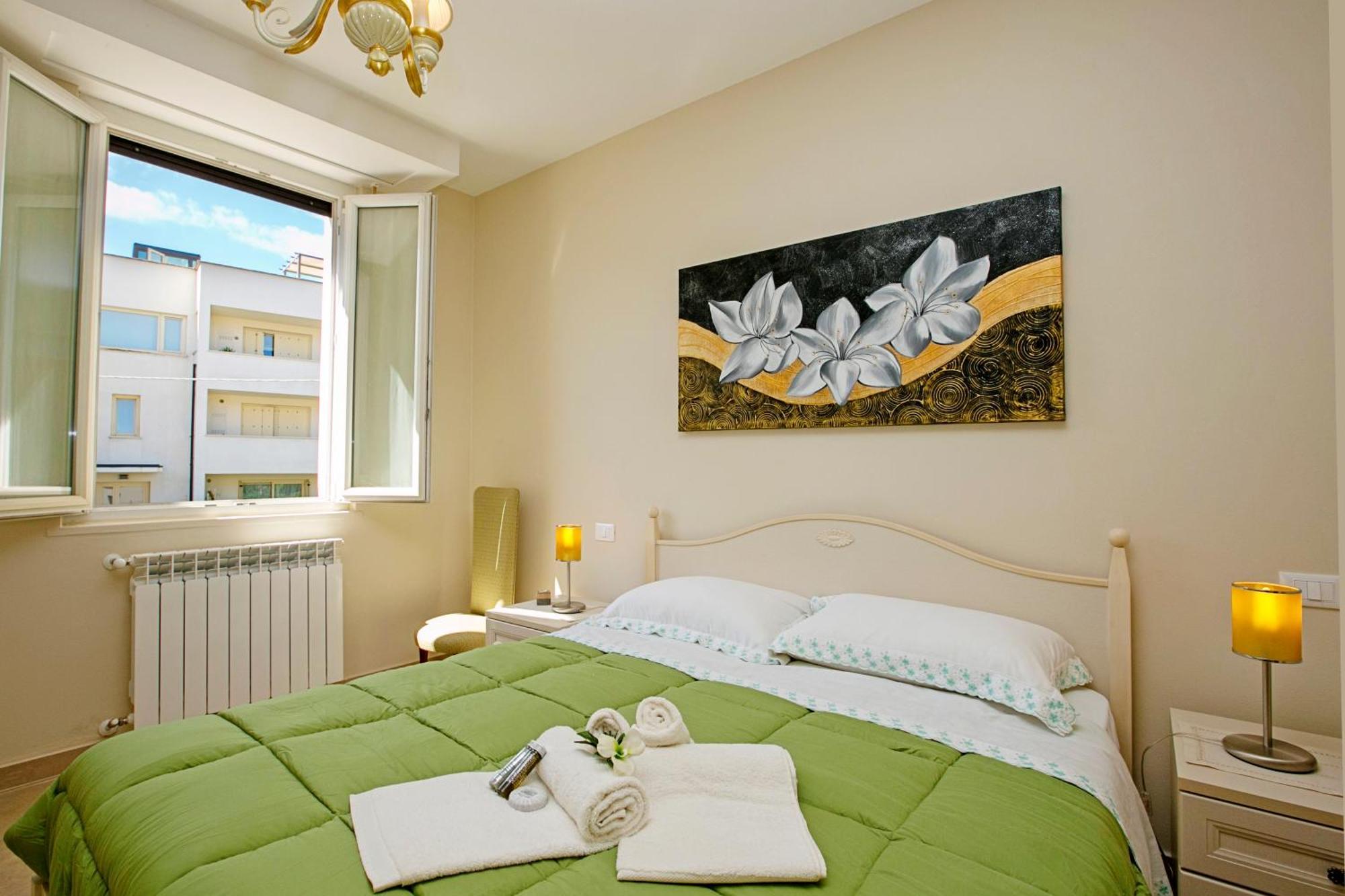 Villa Mimosa - Appartamento 2 - Happy Rentals 데센자노델가르다 외부 사진